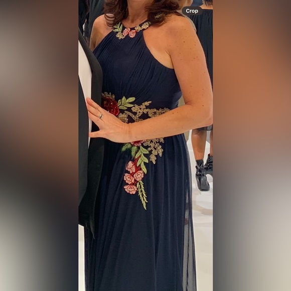 Elegant Navy Floral Embroidered Formal Dress - Picture 7 of 7